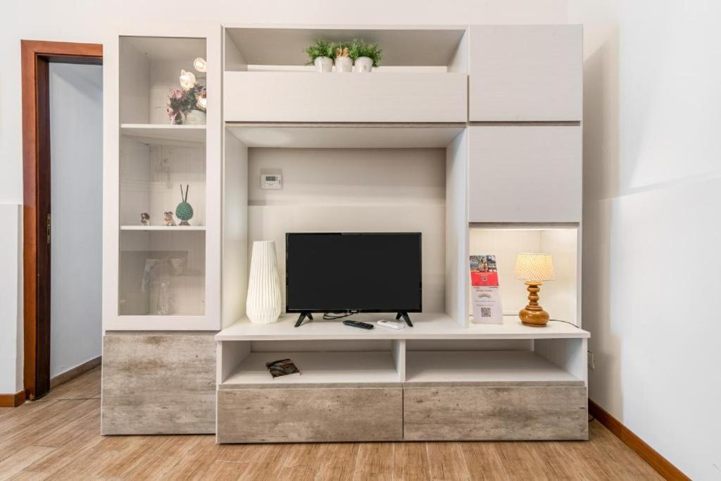 Arcobaleno Nuova Gestione Apartment Палермо Екстериор снимка